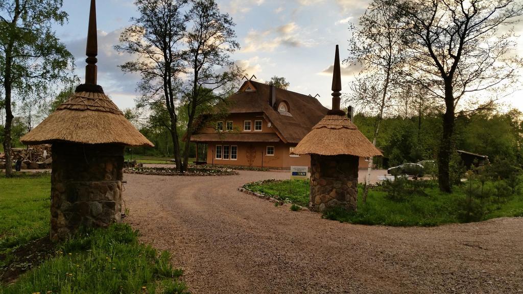 Vila Sanzila Bernatoniai ภายนอก รูปภาพ
